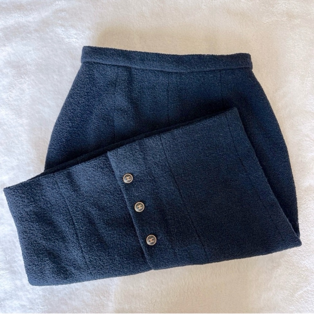 Chanel Skirt 1996 Collection Size 38 M 6